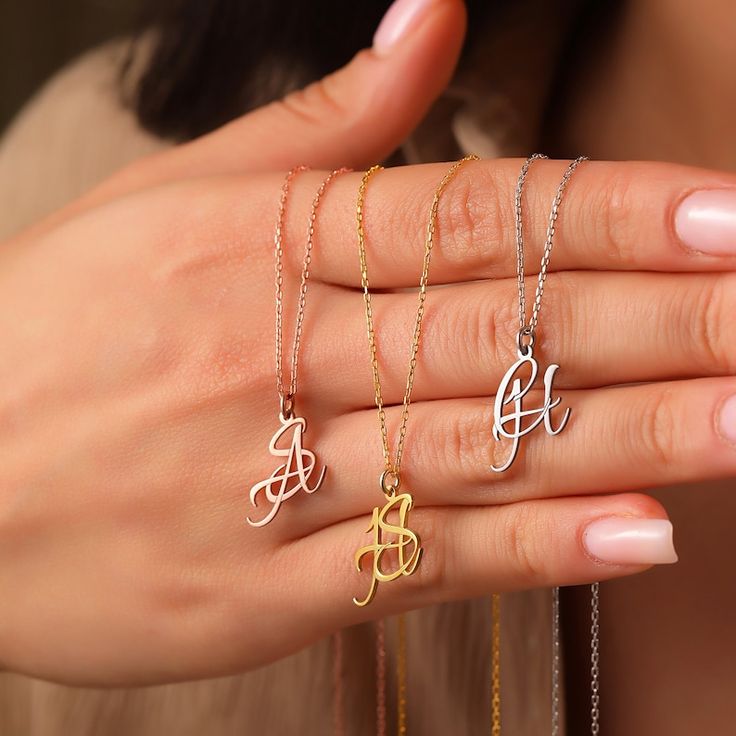 Personalized letter Necklace , Gold Plated initial pendant, Gift for Her, letter jewelry